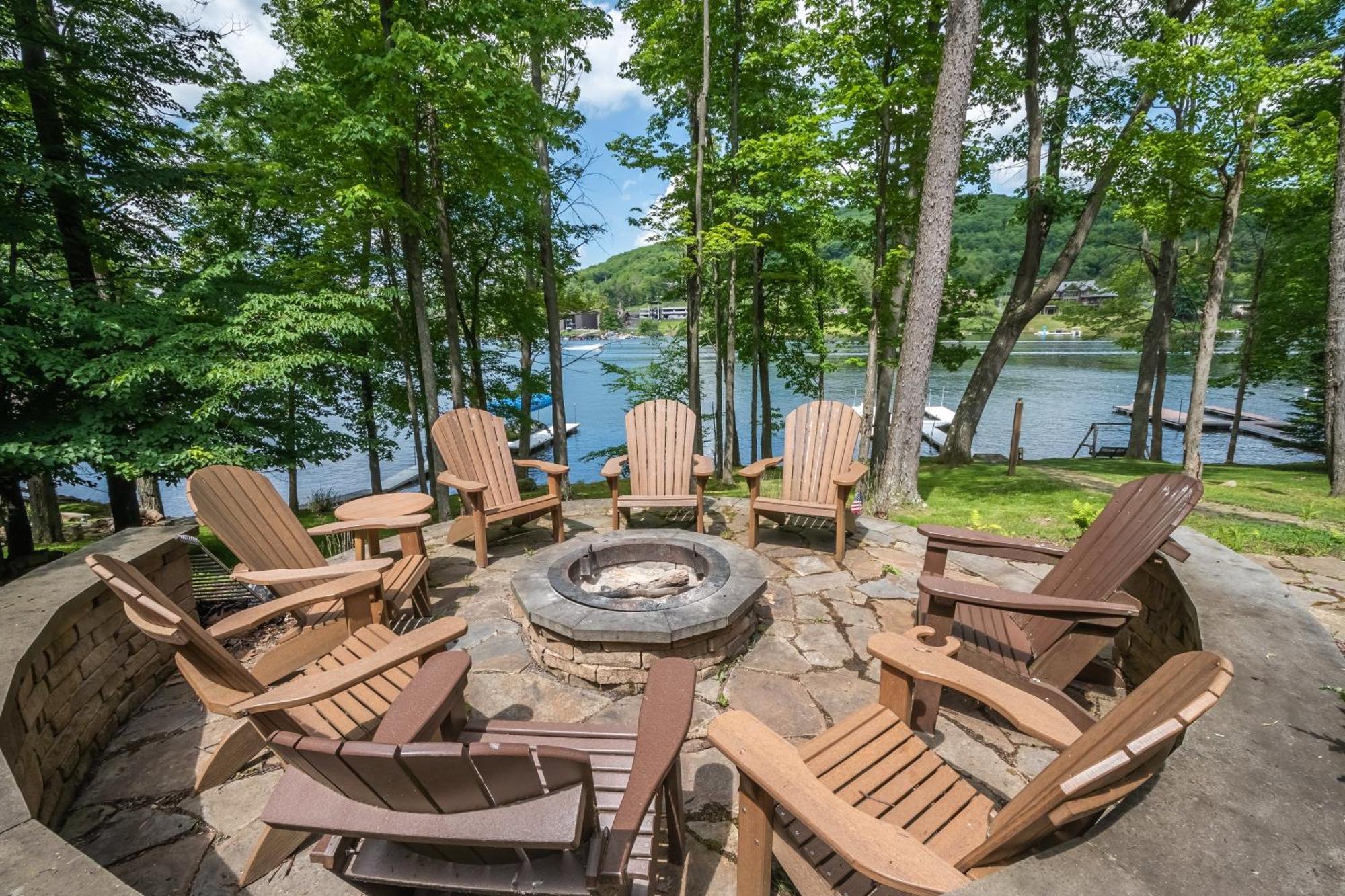 Docktails Villa McHenry Exterior photo